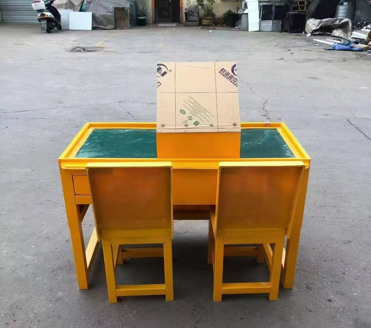 渠县防静电导通桌井下煤矿火工品发放桌：危险品流转的安全守护者